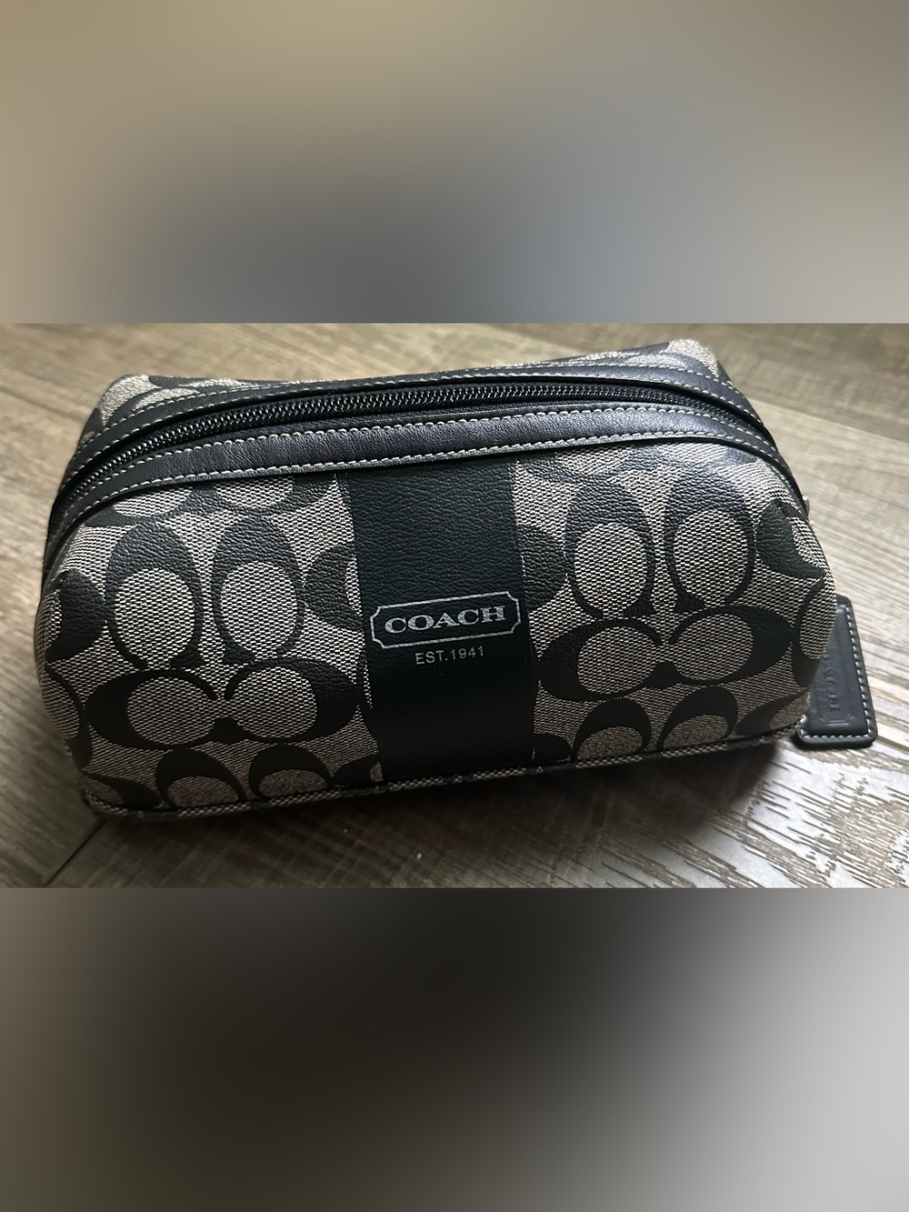 Coach Signature Cosmetic Bag / Makeup Case